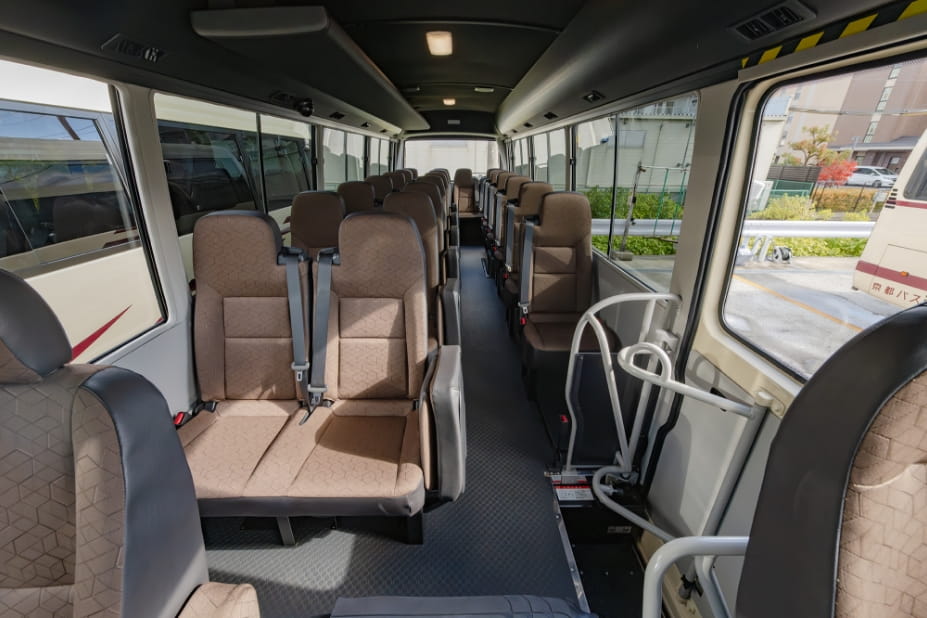 小型バス